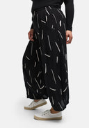 'Noira' Hose – fließend, modern & komfortabel