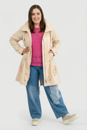 Parka przejściowa 'Livia' – miękka, dopracowana w szczegółach i nowoczesna